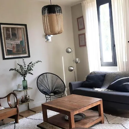 فندق مبيت وإفطار Maison Avec Grand Jardin Proche Centre/Aeroport *