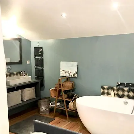 فندق مبيت وإفطار Maison Avec Grand Jardin Proche Centre/Aeroport